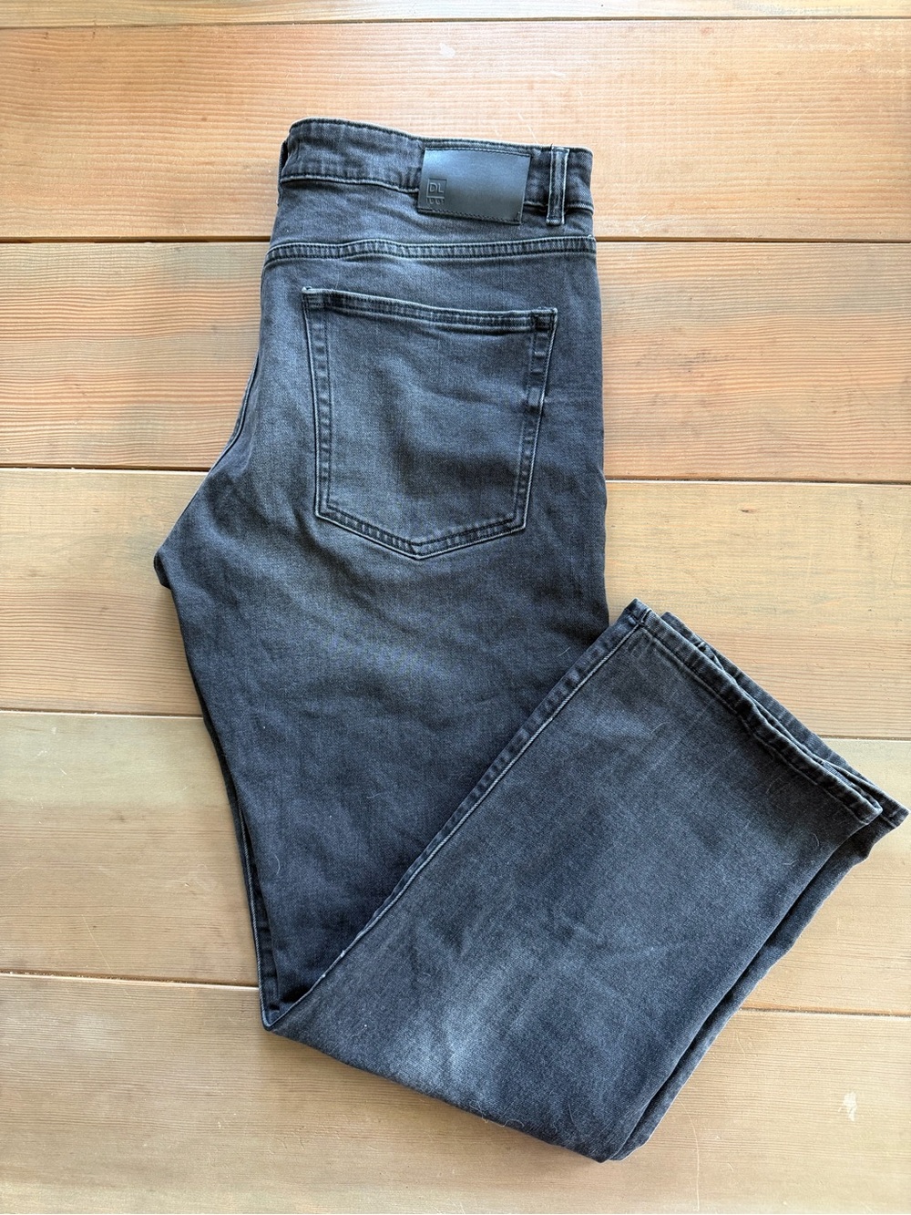 DL1961 Men's Black Washed Slim Straight Jeans